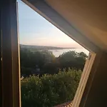 The Bay View - Your Apartmán