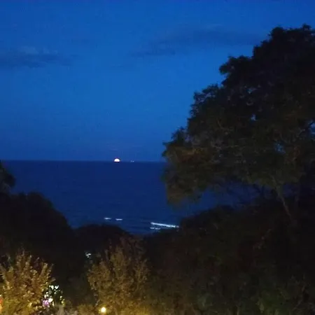 The Bay View - Your Varna